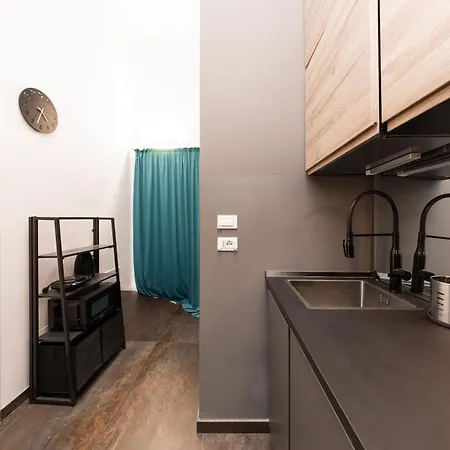Galliera 32, House In The Heart Of Bologna